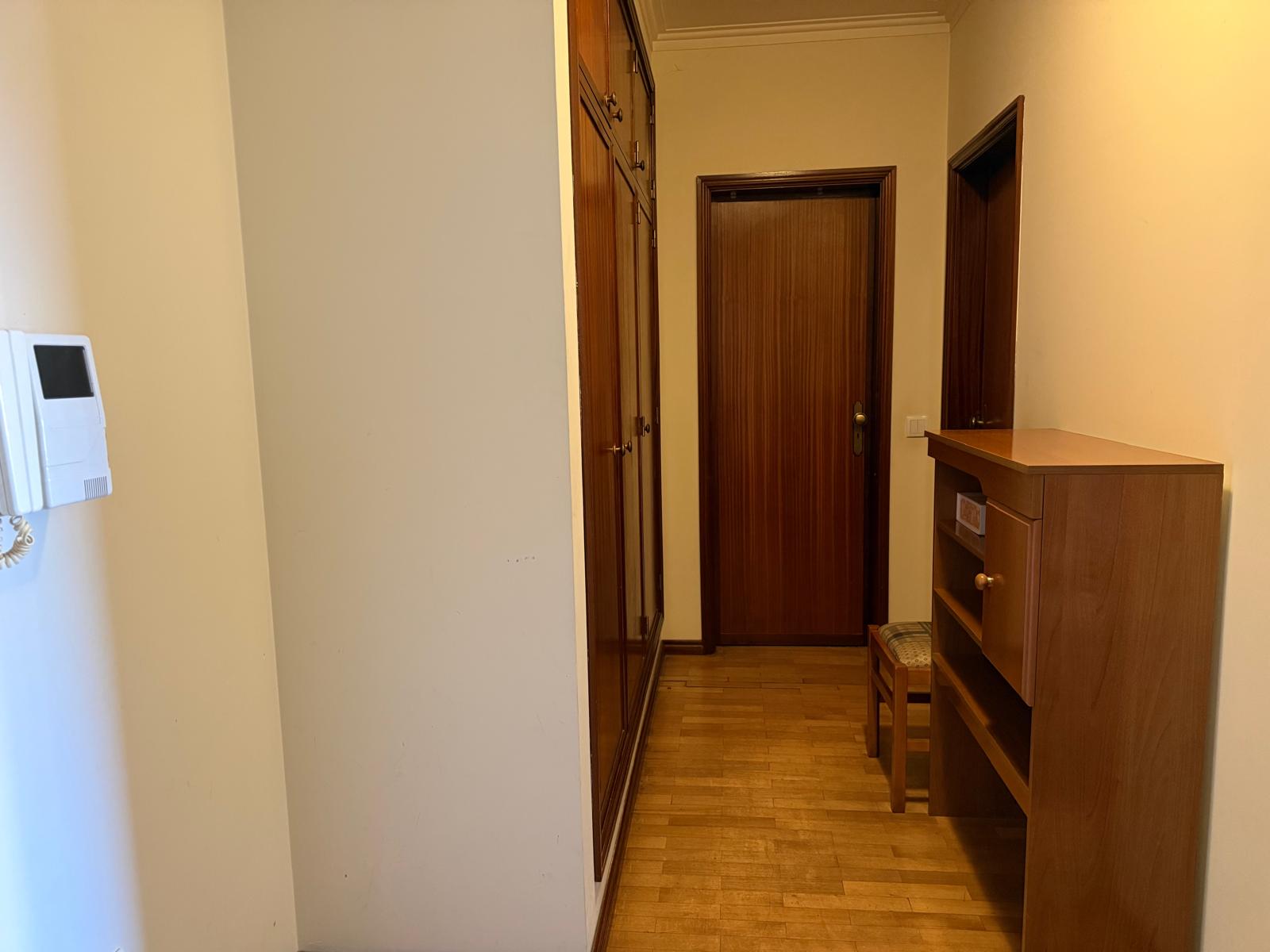 Apartamento T1 Esgueira - Miniatura 3