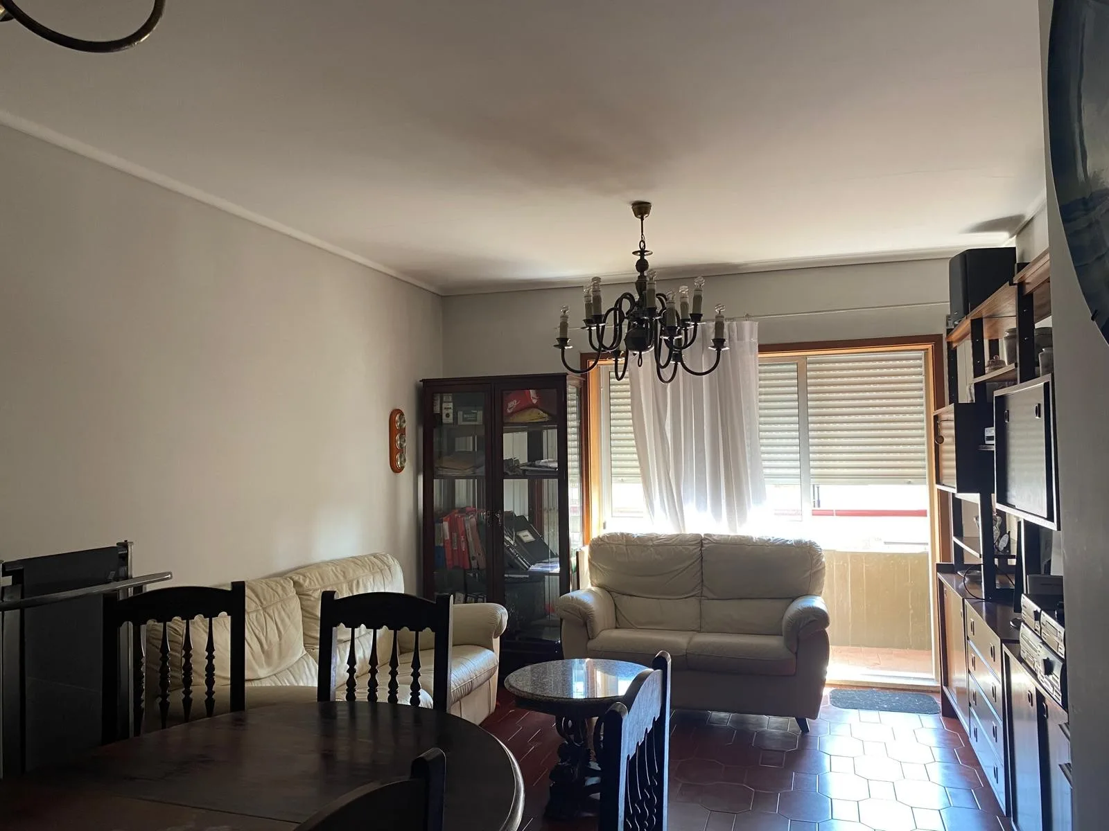Apartamento T3 no centro de Esgueira